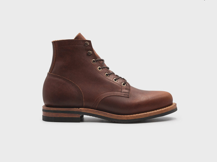 360° rotating view of the Autumn Cypress Eugene Sole boot