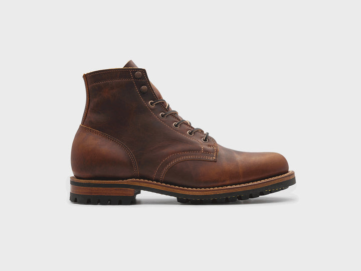 360° rotating view of the Tobacco Snakebite Plain Toe boot