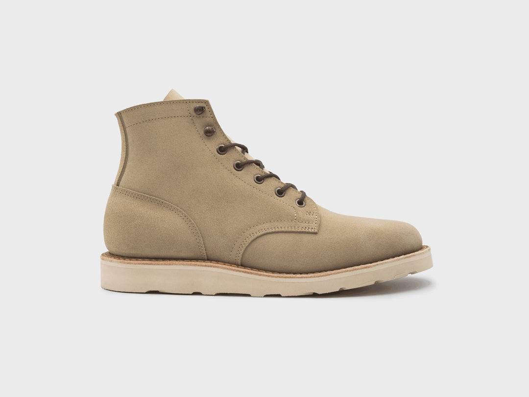 360° rotating view of the Light Coyote Rough Out Plain Toe boot