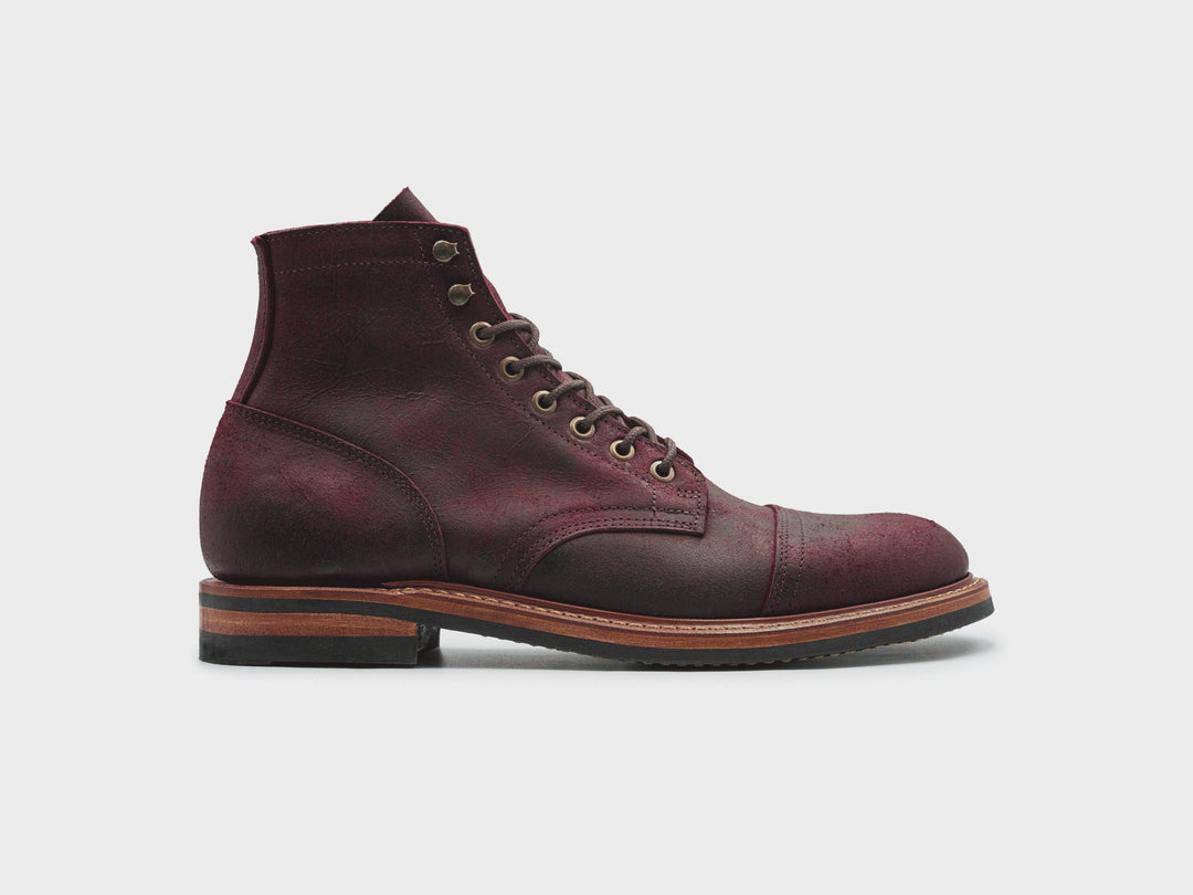 360° rotating view of the Burgundy Rambler Cap Toe boot