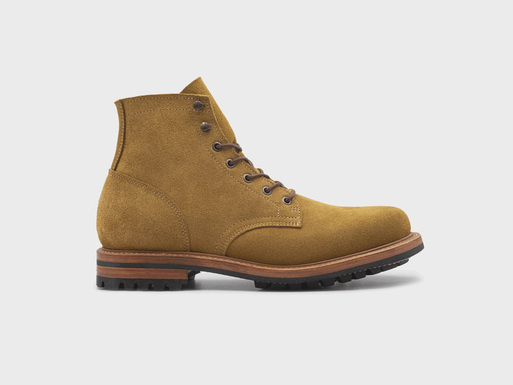 360° rotating view of the Combat Rough Out Plain Toe boot