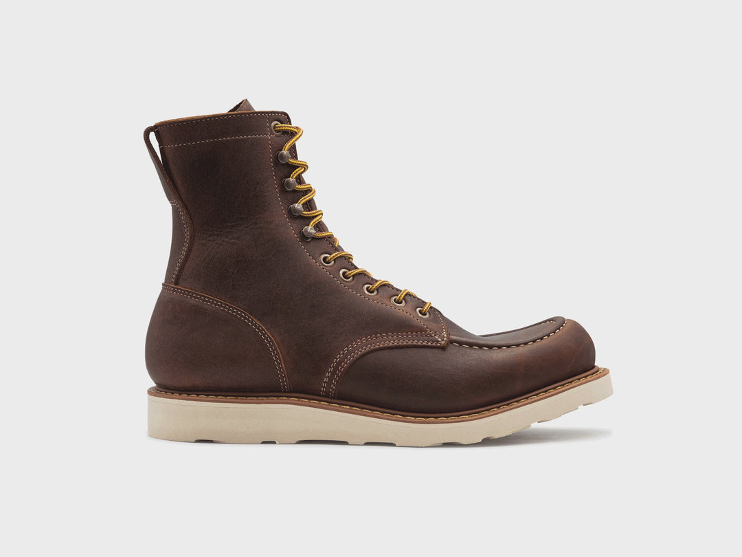 360° rotating view of the Boondocker Moc Toe Upland boot